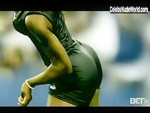 Serena Williams Sexy scene in Top 25 Hottest Bodies 2