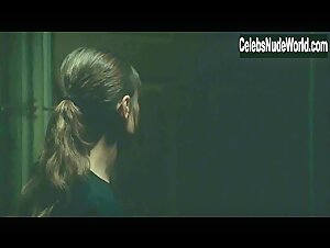 Shawnee Smith Sexy scene in Saw III (2006) 10