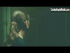 Shawnee Smith Sexy scene in Saw III (2006) 9