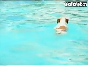 Serena Williams Sexy, bikini scene in Venus & Serena: For Real (2005) 12