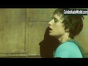 Shawnee Smith underwear, Sexy scene in Saw III (2006) 17