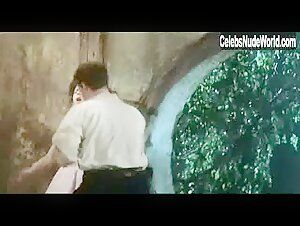 Rita Wilson Sexy,underclothing scene in Volunteers (1985) 1