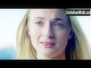 Sophie Turner Sexy scene in Survive (2020) 14