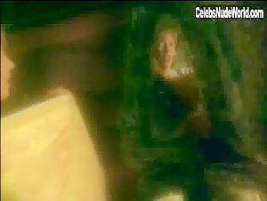 Shelley Duvall Sexy scene in Twilight of the Ice Nymphs (1997) 12