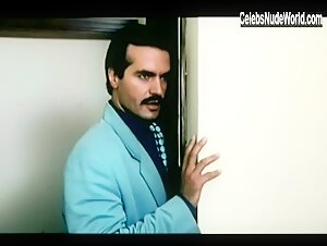 Sonia Topazio Nude, butt scene in Club Vacanze (1995) 8