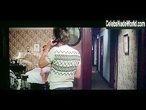 Shelley Duvall underwear, Sexy scene in Nashville (1975) 9
