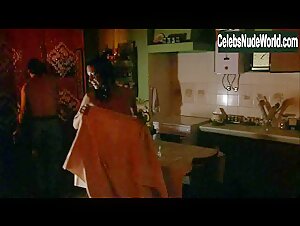 Soraia Chaves Explicit , Brunette in Crime do padre Amaro (2005) 17