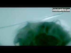Angela Landis Nude, Bathtub scene in Anna's Eve (2004) 12