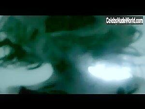 Angela Landis Nude, Bathtub scene in Anna's Eve (2004) 16