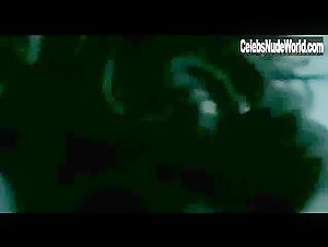 Angela Landis Nude, Bathtub scene in Anna's Eve (2004) 20