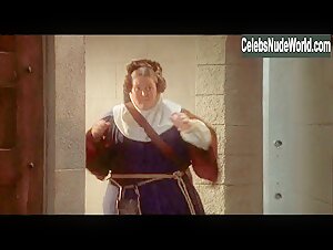 Amy Yasbeck Gorgeous,underwear scene in Robin Hood: Men in Tights (1993) 16