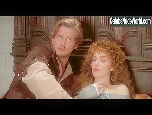 Amy Yasbeck Gorgeous,underwear scene in Robin Hood: Men in Tights (1993) 19