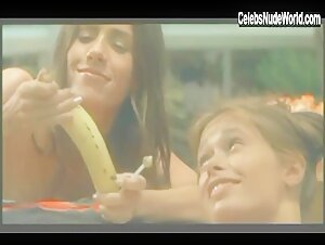Angela Gots bikini, Sexy scene in Sex and a Girl (2001) 8