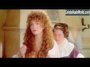 Amy Yasbeck Redhead , Butt In Robin Hood: Men in Tights (1993) 19