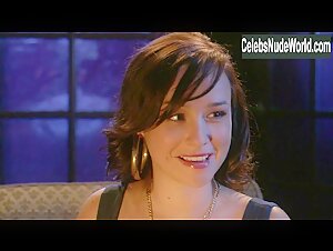 Danielle Harris, Mircea Monroe Sexy, lesbian scene in The Black Waters of Echo's Pond (2009) 15