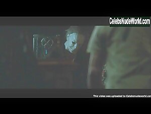 Danielle Harris Nude, breasts scene in Halloween (2007) 11