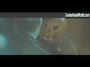 Danielle Harris Nude, breasts scene in Halloween (2007) 15