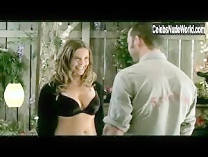 Ashley Williams Hot,underclothing scene in Huff (2004-2006) 1