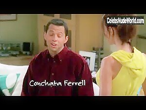 April Bowlby Sexy scene in Two and a Half Men (2003-2015) 20
