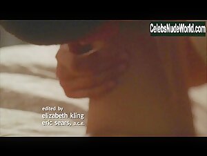 Arlene Tur butt, Nude scene in Crash (2008-2009) 12