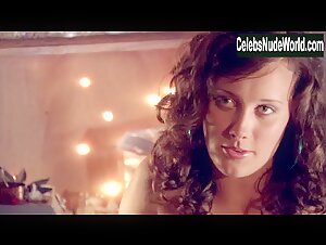 April Pearson underwear, Sexy scene in Skins (2007-2011) 19