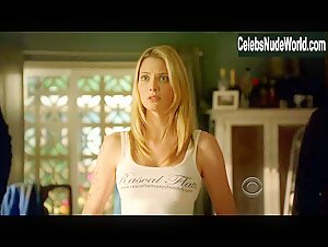 April Bowlby Sexy scene in CSI: Crime Scene Investigation (2000-2015) 13