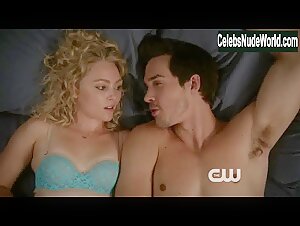 AnnaSophia Robb underwear, Sexy scene in The Carrie Diaries (2013-2014) 19
