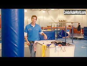 Brooke Nevin Sexy scene in The Comebacks (2007) 12