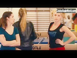 Brooke Nevin Sexy scene in The Comebacks (2007) 5