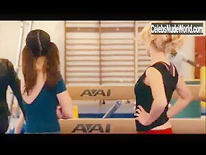 Brooke Nevin Sexy scene in The Comebacks (2007) 6