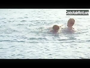 Bess Armstrong Nude, butt scene in The Four Seasons (1981) 17