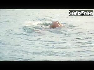 Bess Armstrong Nude, butt scene in The Four Seasons (1981) 2