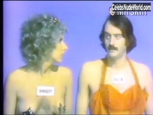 Betty Thomas Sexy scene in Tunnelvision (1976) 8