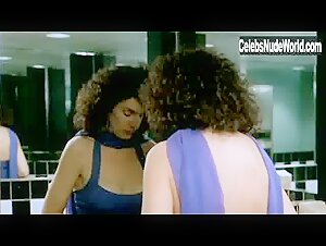 Bernadette Peters Sexy scene in Slaves of New York (1989) 3