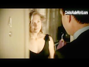 Branka Katic Sexy,underclothing scene in Big Love (2006-2010) 18