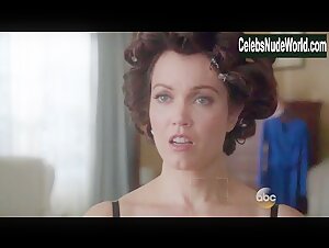 Bellamy Young underwear, Sexy scene in Scandal (2012-2017) 11