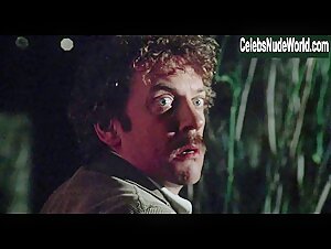 Brooke Adams breasts, Nude scene in Invasion of the Body Snatchers (1978) 3