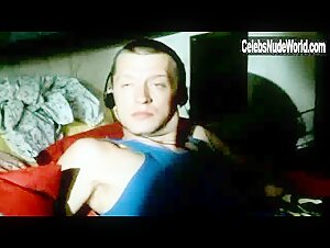 Caroline Loncq Nude, breasts scene in Bolshe Vita (1996) 3