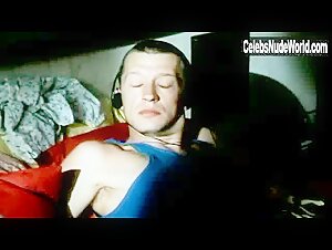 Caroline Loncq Nude, breasts scene in Bolshe Vita (1996) 9