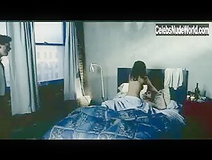 Brooke Burke Sexy scene in Knuckle Sandwich (2004)