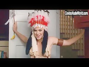 Brooke Lyons Sexy scene in Welcome Home, Roscoe Jenkins (2008) 3