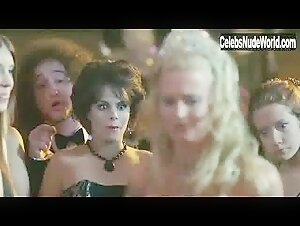 Brooke D'Orsay butt, Nude scene in It's a Boy Girl Thing (2006) 8