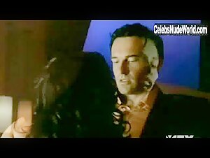 Carmen Perez underwear, Sexy scene in Nip/Tuck (2003-2010) 11