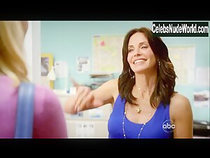 Busy Philipps Sexy scene in Cougar Town (2009-2015) 14