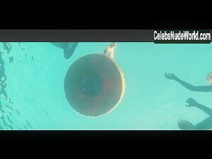 Bonnie Morgan Sexy, bikini scene in Piranha 3D (2010) 5