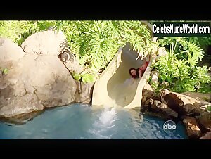 Busy Philipps underwear, Sexy scene in Cougar Town (2009-2015) 4