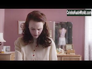 Carole Weyers underwear, Sexy scene in Manhattan (2014-2015) 2