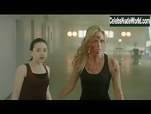 Carly Street Blonde , Gore scene in Bitten (2014-2016) 1