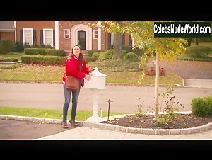 Busy Philipps Sexy scene in Girls5eva (2021) 3