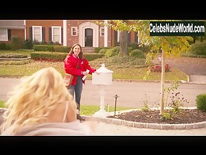 Busy Philipps Sexy scene in Girls5eva (2021) 6